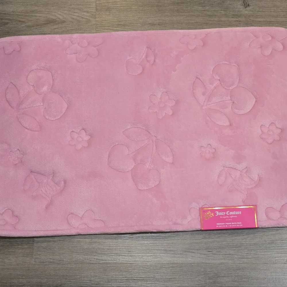 Juicy Couture Home Embossed Logo Cherry & Daisy Plush Memory Foam Bath Rug